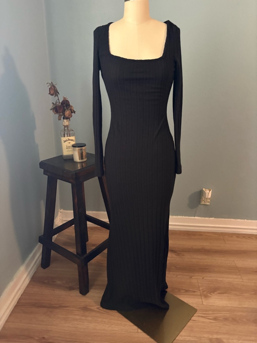 SHEIN Black Ribbed Long-Sleeve Square-Neck Maxi Dress